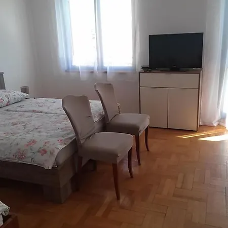 Apartmani Nikola Weißenburg Exterior foto