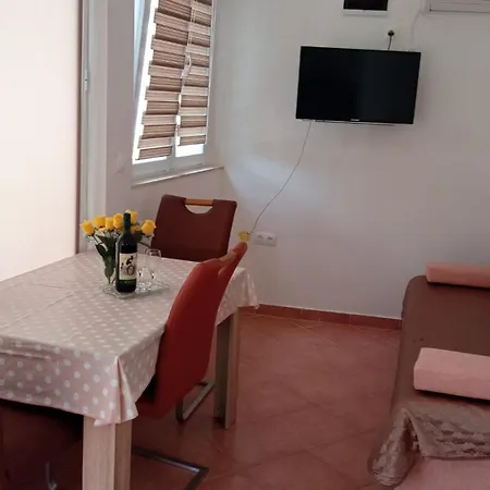 Apartmani Nikola Weißenburg Exterior foto