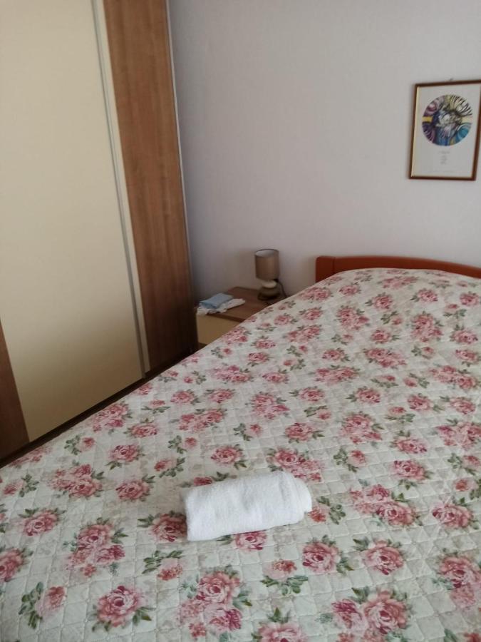 Nikola Apartment *