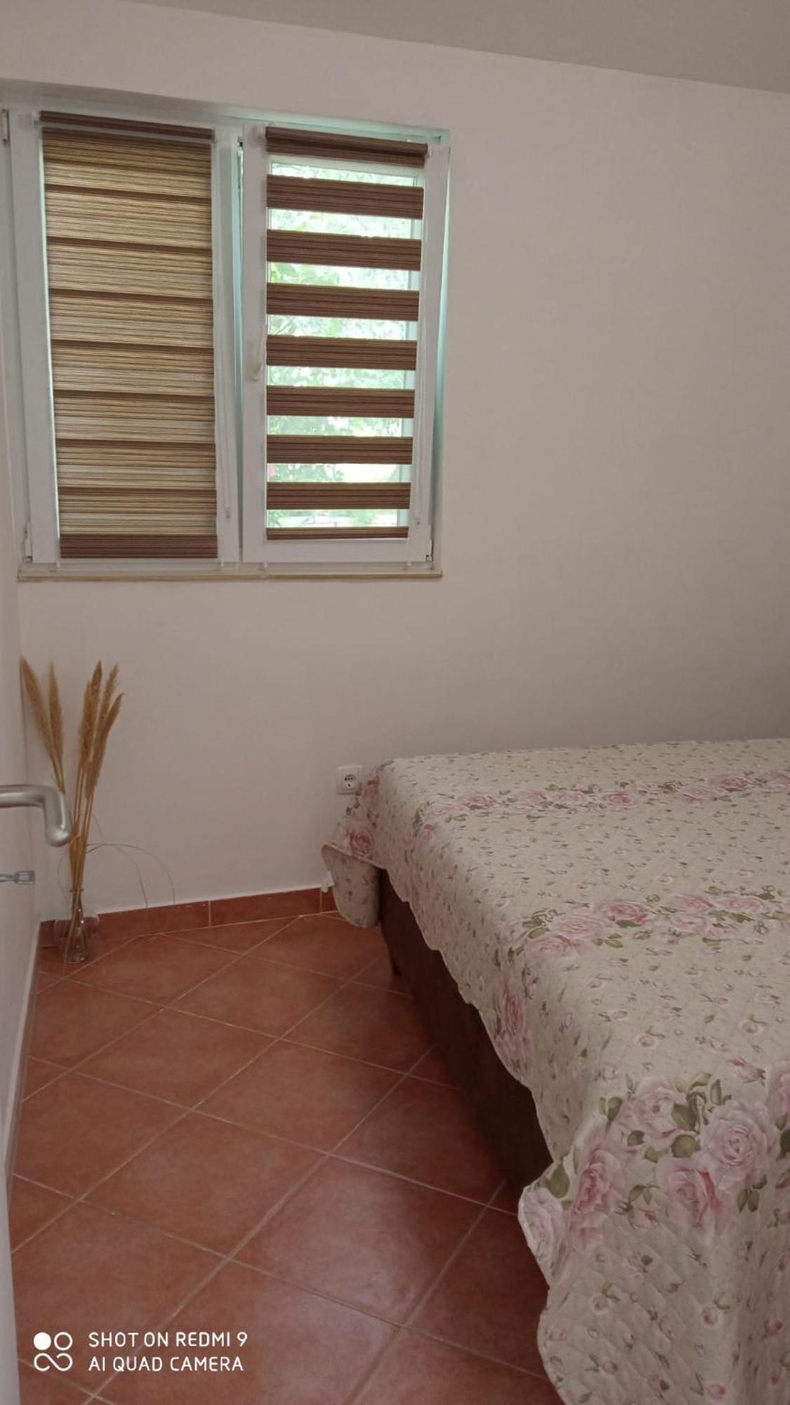 Apartment Nikola Biograd Na Moru